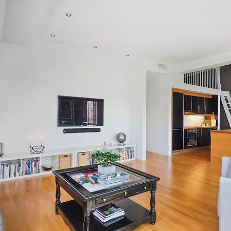 Romslig Med To Soverom Pluss Hems Med Dobbeltseng *