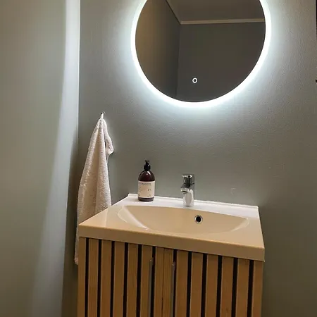 Apartamento Romslig Med To Soverom Pluss Hems Med Dobbeltseng Bergen