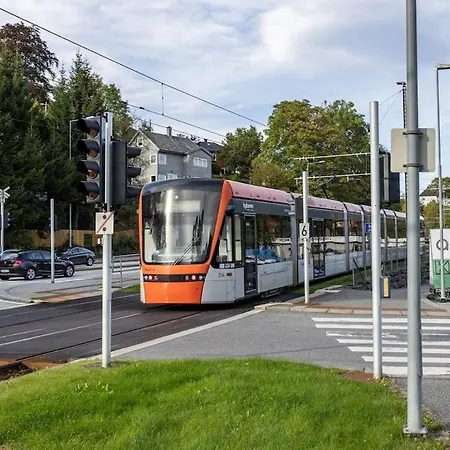 Διαμέρισμα Romslig Med To Soverom Pluss Hems Med Dobbeltseng *