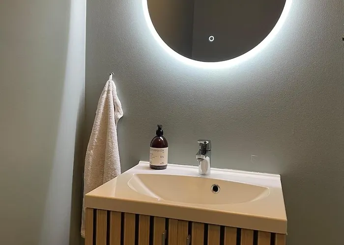 Διαμέρισμα Romslig Med To Soverom Pluss Hems Med Dobbeltseng Μπέργκεν