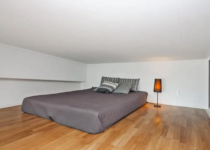 Romslig Med To Soverom Pluss Hems Med Dobbeltseng * Μπέργκεν