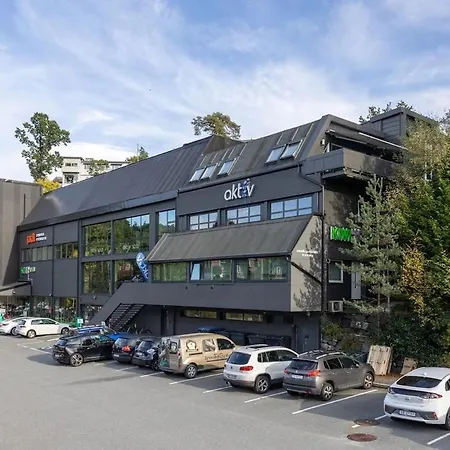 Romslig Med To Soverom Pluss Hems Med Dobbeltseng Appartement Bergen