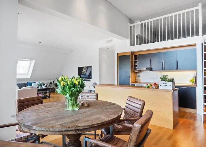 Romslig Med To Soverom Pluss Hems Med Dobbeltseng Appartement *