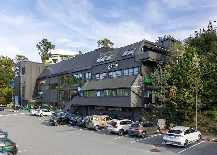 Romslig Med To Soverom Pluss Hems Med Dobbeltseng Appartement Bergen